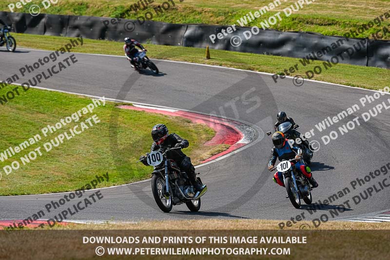cadwell park;cadwell park photographs;cadwell trackday photographs;enduro digital images;event digital images;eventdigitalimages;peter wileman photography;racing digital images;trackday digital images;trackday photos